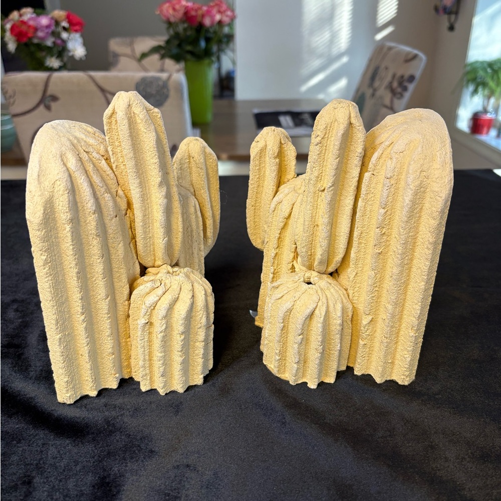 Decorative Cactus Sculpture Bookends - Picture 5 of 9